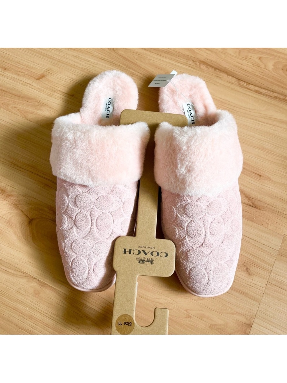 Coach Sherpa Flat Mule In Signature
Suede#CCX65 Women 10.0 US - Picture 3 of 8
